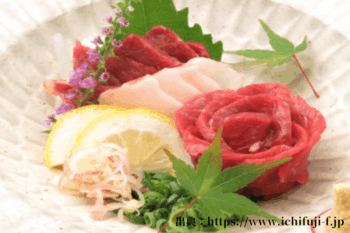 もつ鍋　一藤　馬刺し